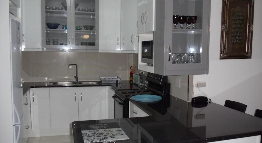 Unit 30 The Bridge - Family Unit In A Prime Spot On The Ground Floor Apartment เซนต์ลูเซีย ภายนอก รูปภาพ